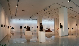 “回顧與展望——湖北雕塑藝術展”展廳實拍