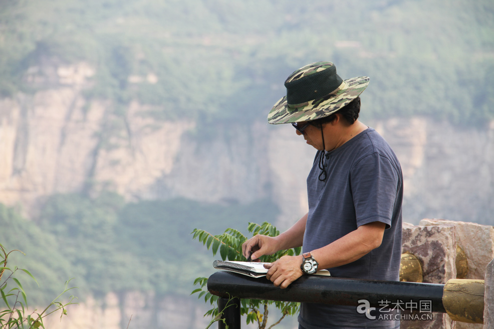 中外藝術家,太行對話,河南林州,中國,國家畫院,中國,互聯網,新聞中心,國務院新聞辦公室,國家,旅游局