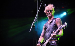 Duff McKagan（達夫·麥卡甘）