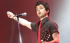 Green Day（綠日）主唱Billie Joe Armstrong（比利·喬·阿姆斯特朗）